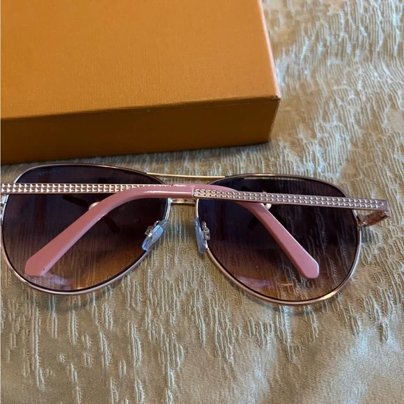 Stylish Aviator Sunglasses with Brown Lenses by Liz Claiborne - Picture 2 of 7